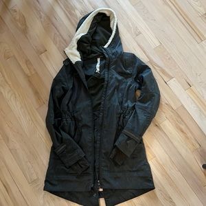 Lululemon Dark Gray Sherpa Lined Hood Long Zipper Cinched Waist Jacket